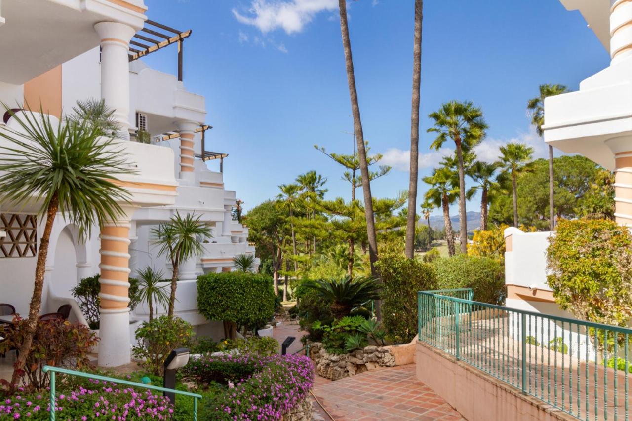 Matchroom Country Club Resort Fuengirola Extérieur photo
